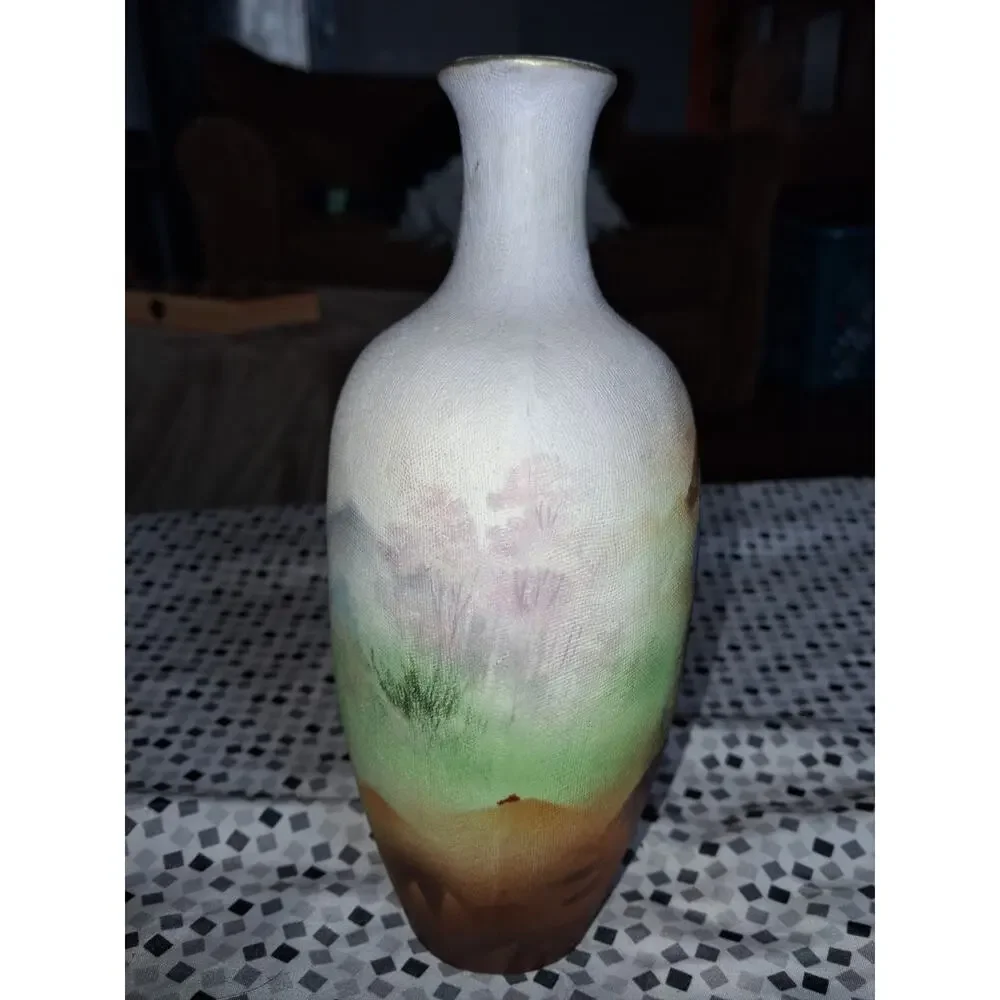Royal this vase